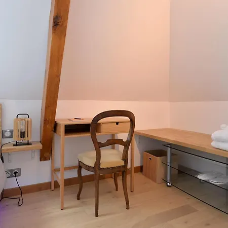Vignes Et Chateaux Bed & Breakfast