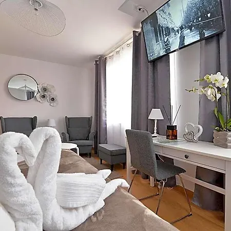 Vignes Et Chateaux Bed & Breakfast 4*
