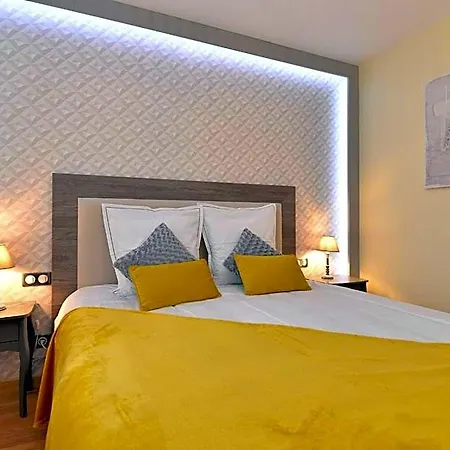 Vignes Et Chateaux Bed & Breakfast Rouffach