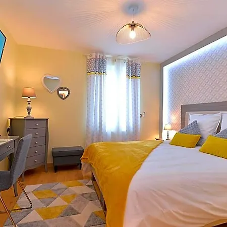 Vignes Et Chateaux Bed & Breakfast 4*