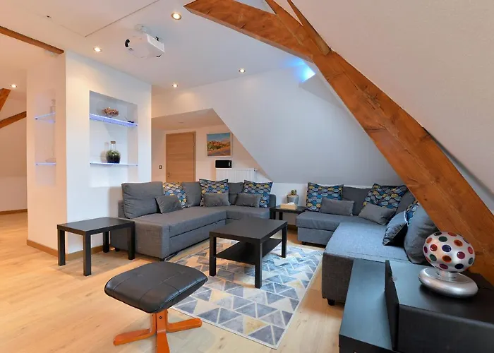 Vignes Et Chateaux Bed & Breakfast 4*